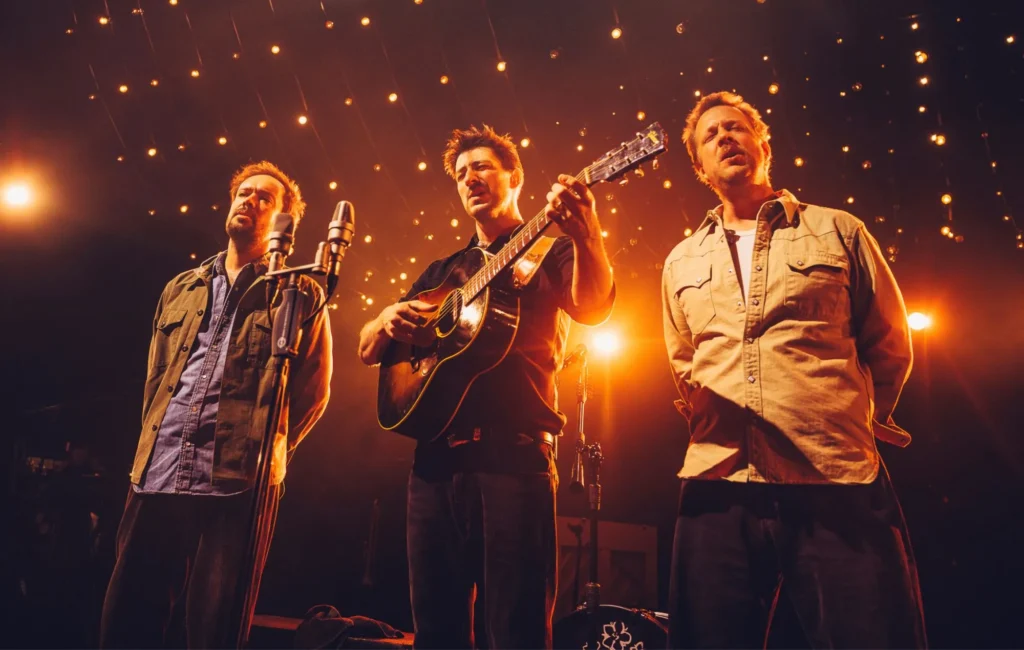 Mumford and Sons & Medium Build tickets